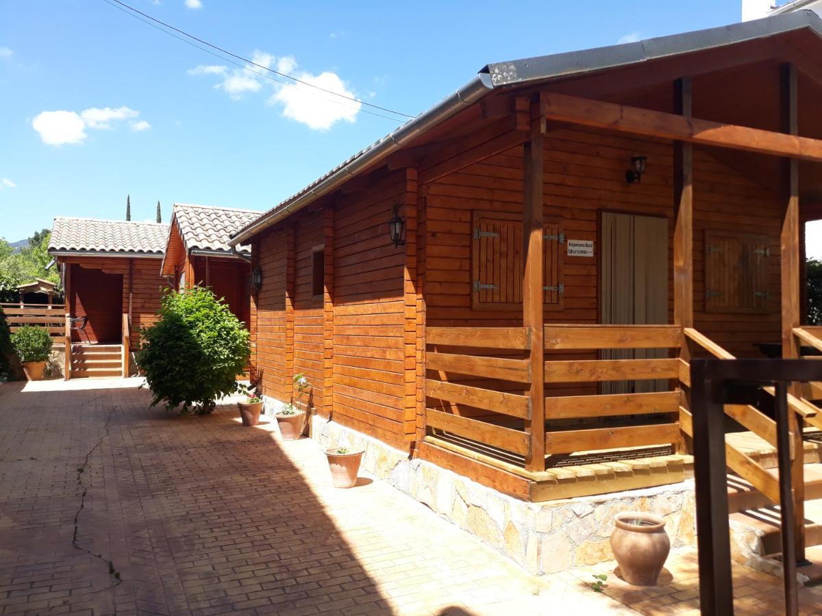 Cabanas De Madera La Florida Arroyo Frio Exterior photo