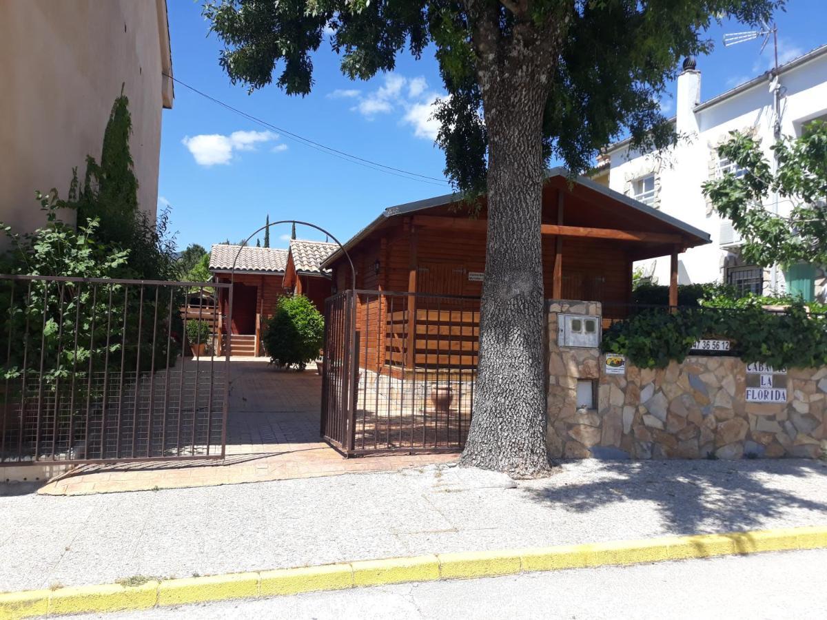 Cabanas De Madera La Florida Arroyo Frio Exterior photo